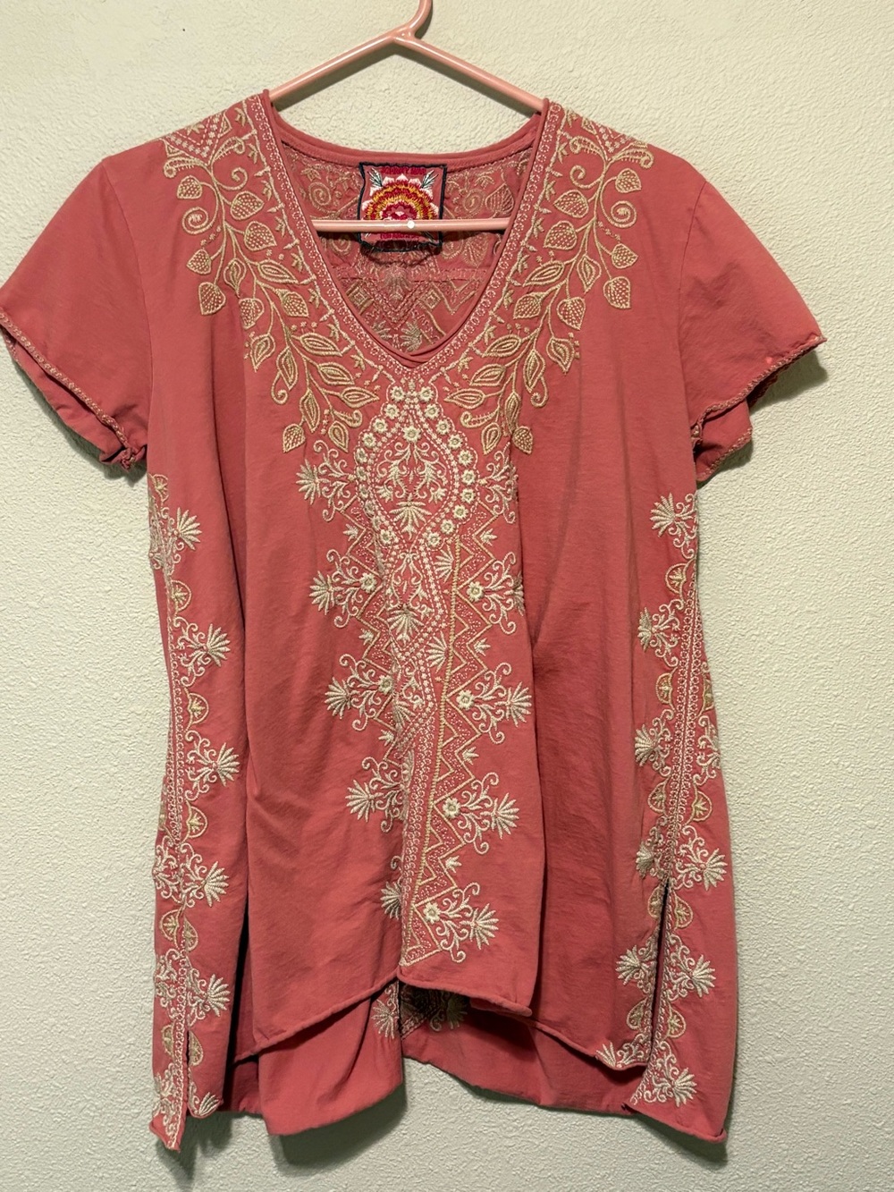 Johnny Was Dusty Rose Embroidered V-Neck Short Sleeve Top
